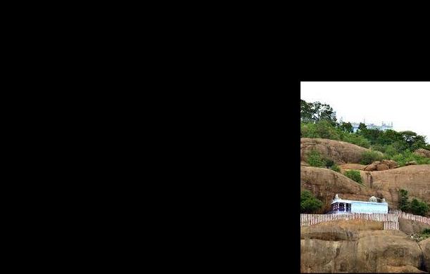 तमिलनाडु के मदुरई में एक पहाड़ी पर एक मंदिर स्थित है और...