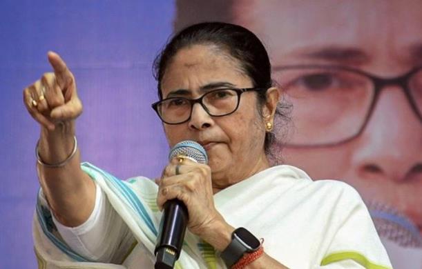 ममता बनर्जी के शासनकाल पर उठते कठिन सवाल